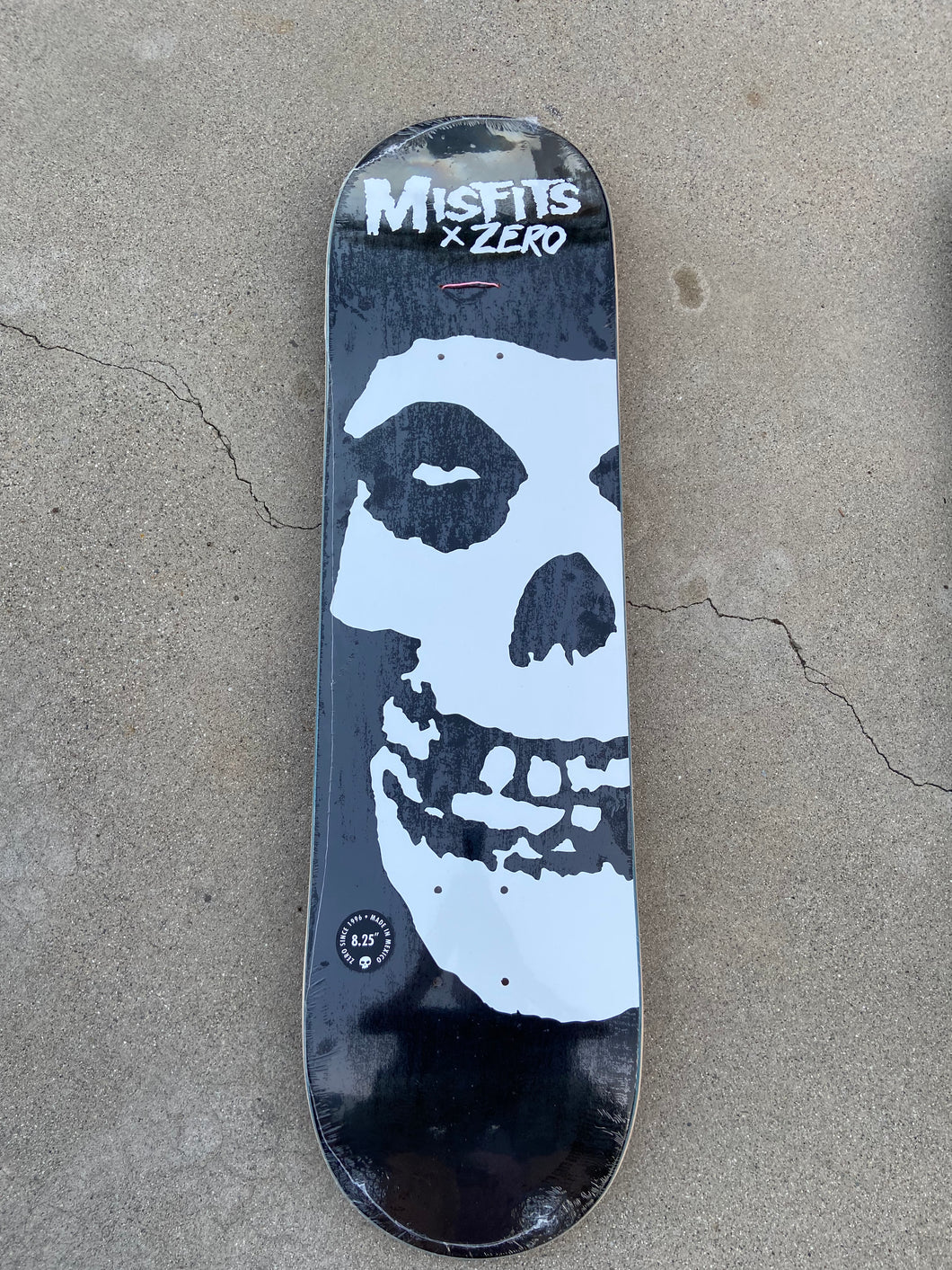 Zero Skateboards X Misfits Big Fiend Deck 8.0